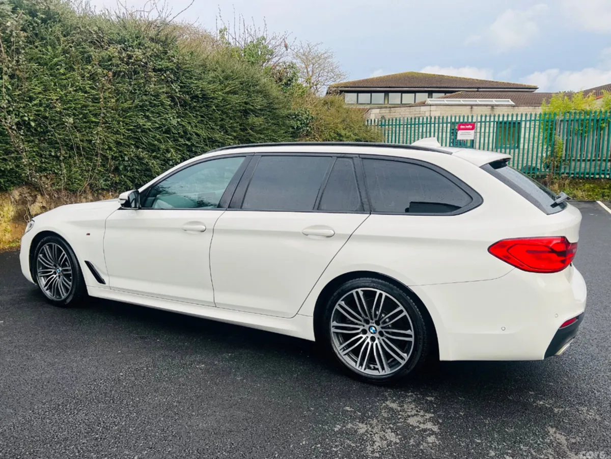 BMW 5-Series Estate, Diesel, 2019, White