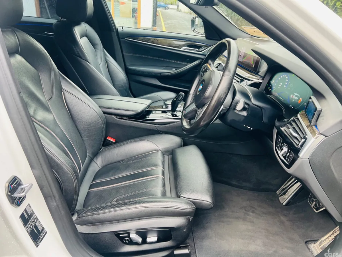 BMW 5-Series Estate, Diesel, 2019, White