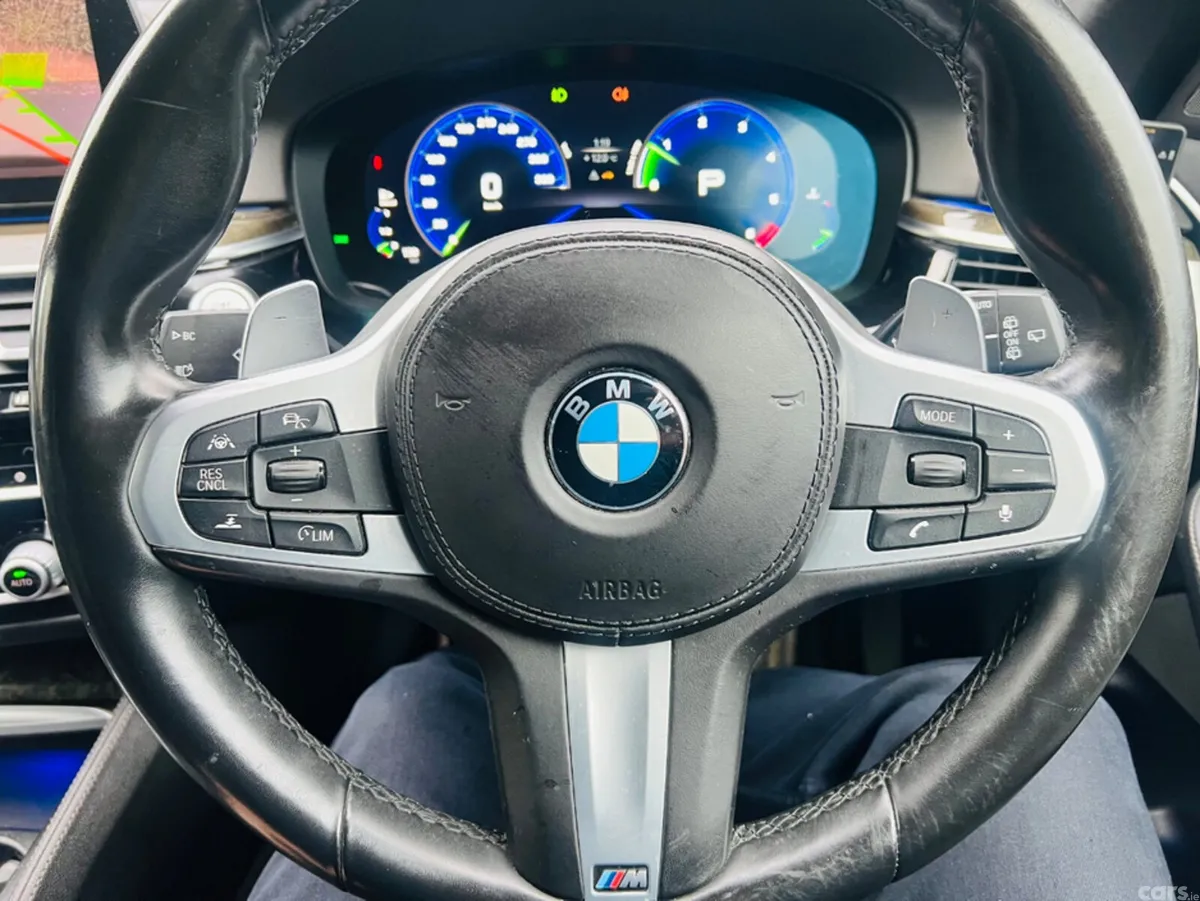 BMW 5-Series Estate, Diesel, 2019, White