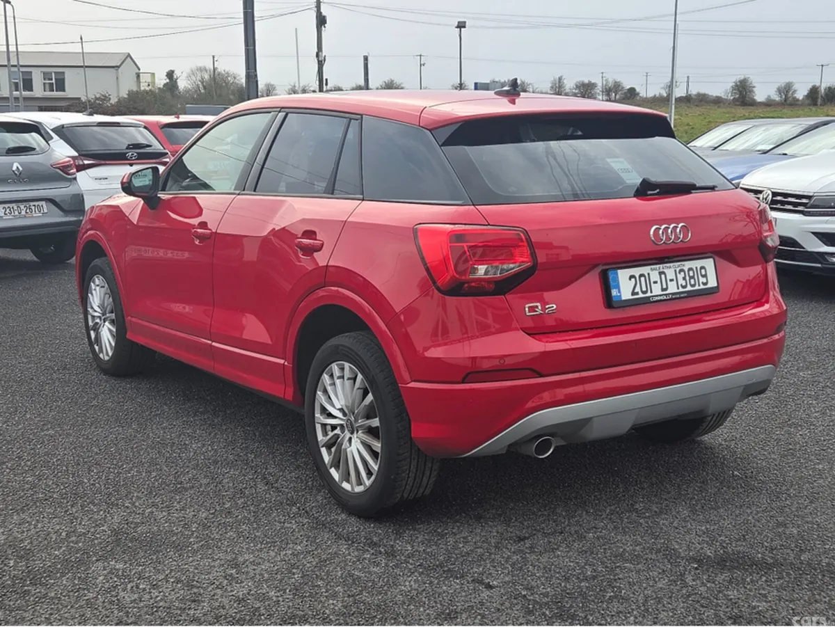 Audi Q2 Estate, Diesel, 2020, Red