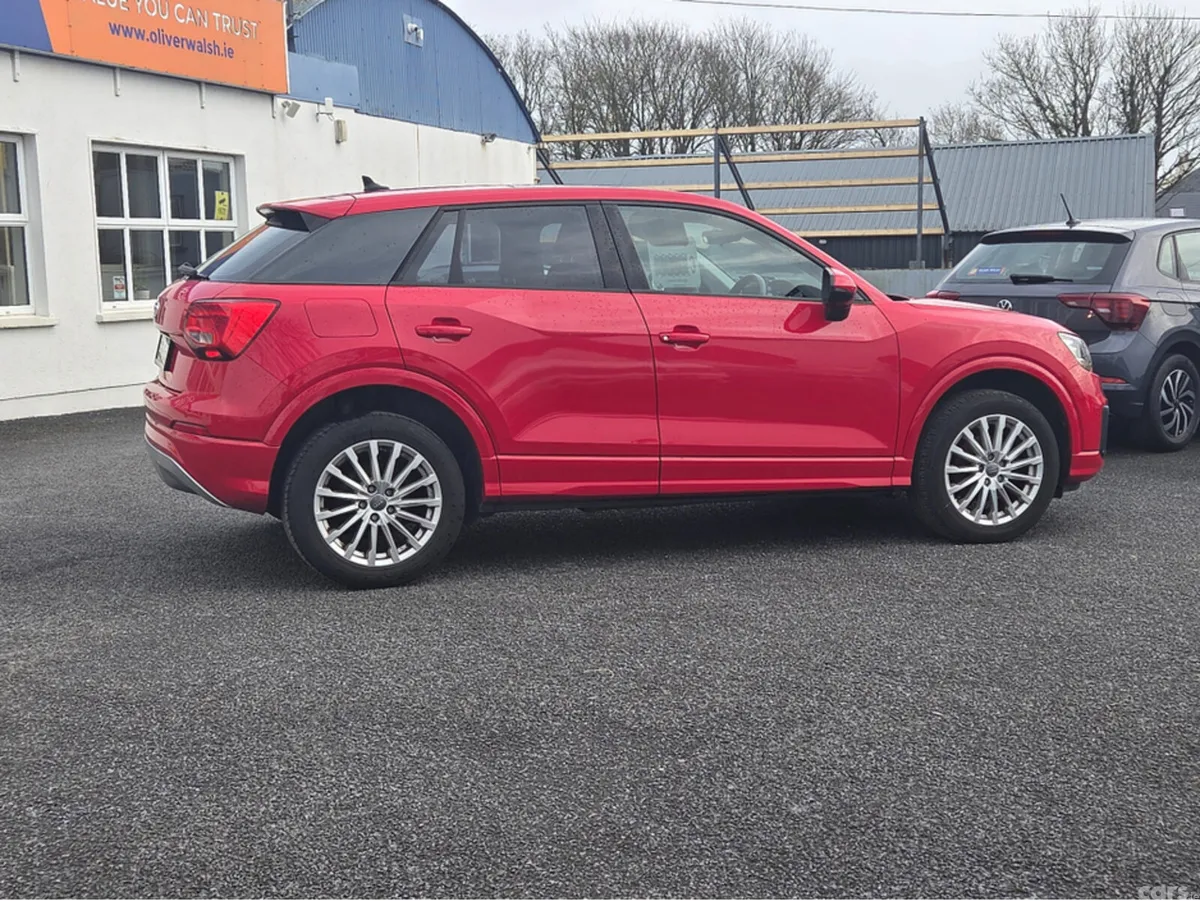 Audi Q2 Estate, Diesel, 2020, Red