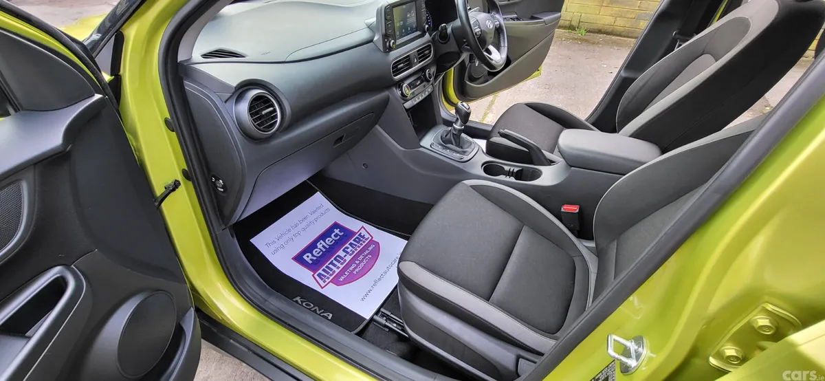 Hyundai KONA MPV, Petrol, 2018, Green
