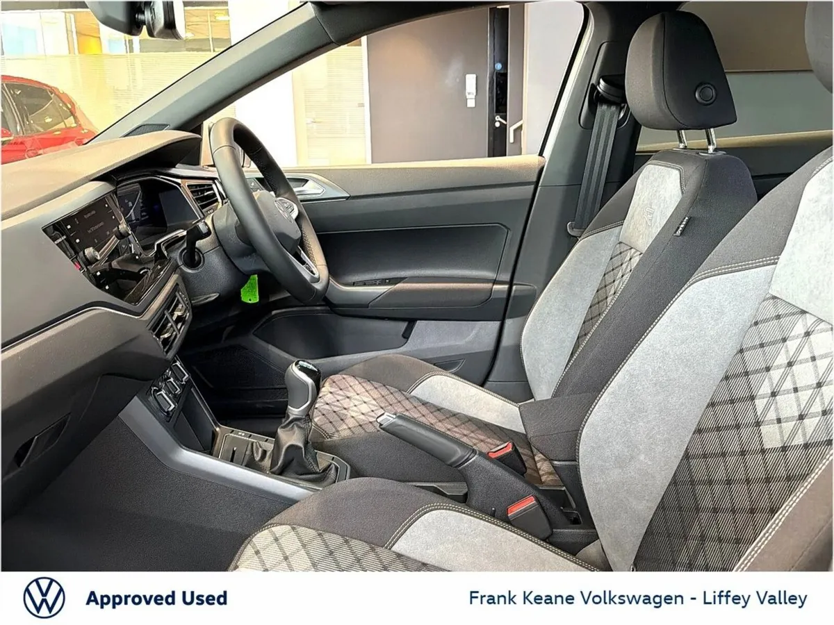 Volkswagen Polo Hatchback, Petrol, 2027, Grey
