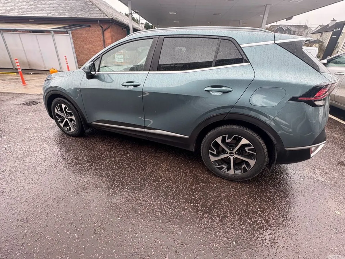 Kia Sportage SUV, Diesel Hybrid, 2023, Grey