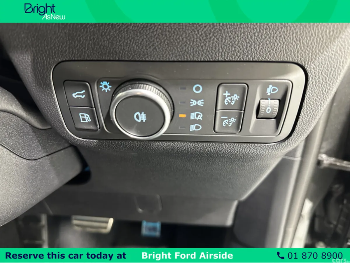 Ford Kuga MPV, Petrol, 2025, Grey