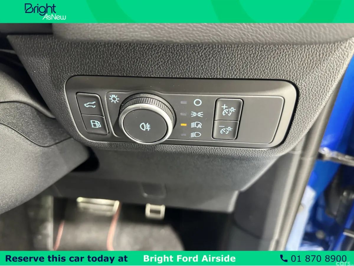 Ford Kuga MPV, Petrol Plug-in Hybrid, 2026, Blue