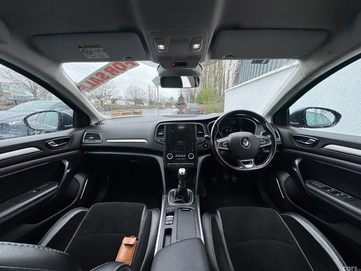 Renault Megane Saloon, Diesel, 2017, Grey