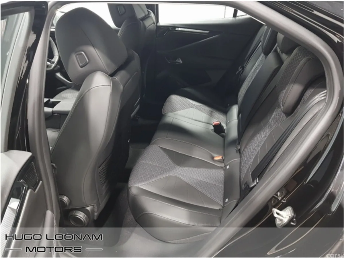 DS Automobiles DS 4 Hatchback, Petrol Hybrid, 2026, Black