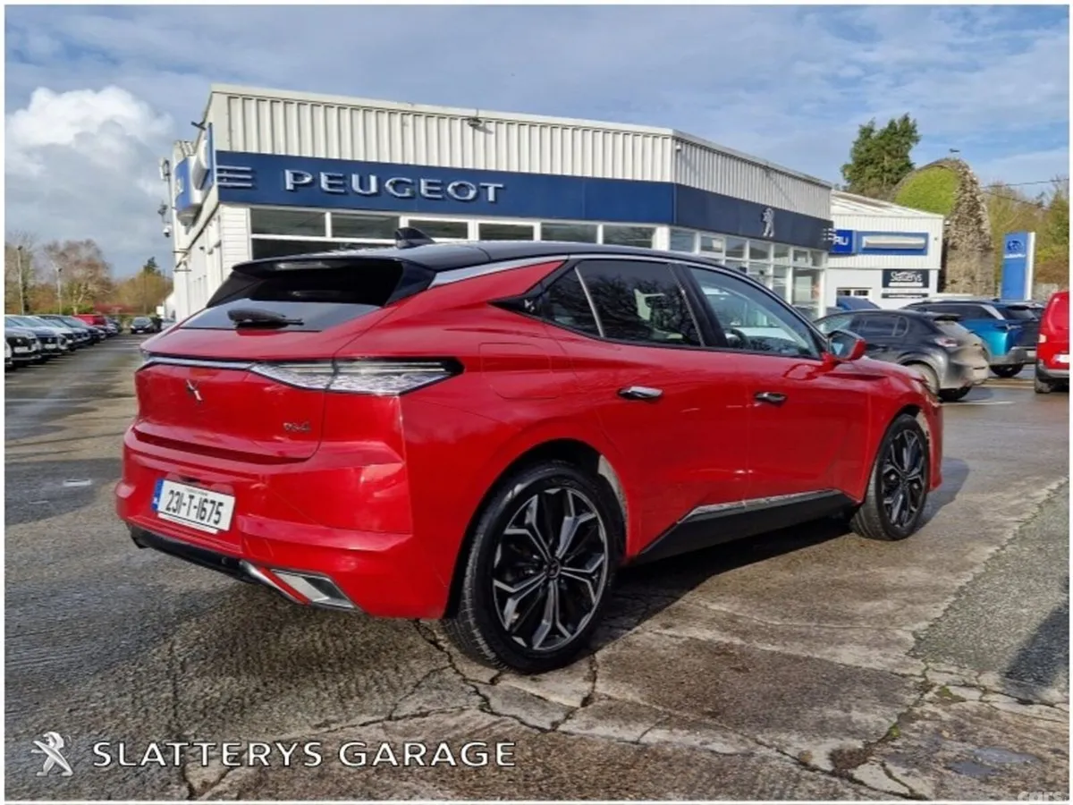 DS Automobiles DS 4 Estate, Diesel, 2023, Red