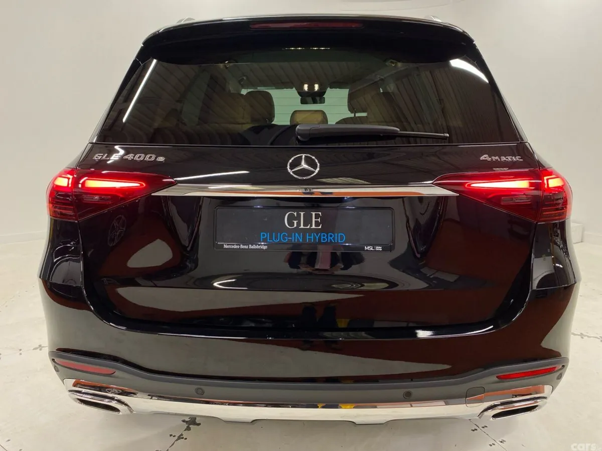 Mercedes-Benz GLE SUV, Petrol Plug-in Hybrid, 2026, Black