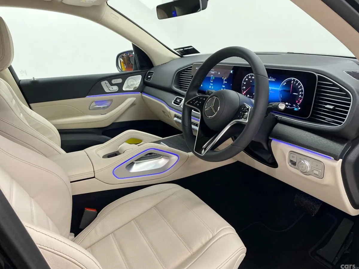 Mercedes-Benz GLE SUV, Petrol Plug-in Hybrid, 2026, Black
