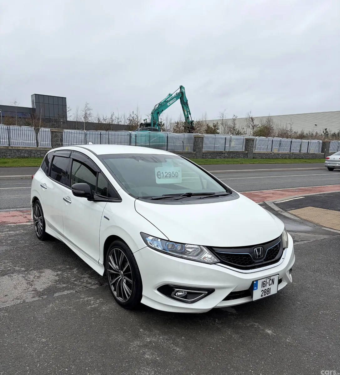 Honda Jade MPV, Petrol Hybrid, 2016, White