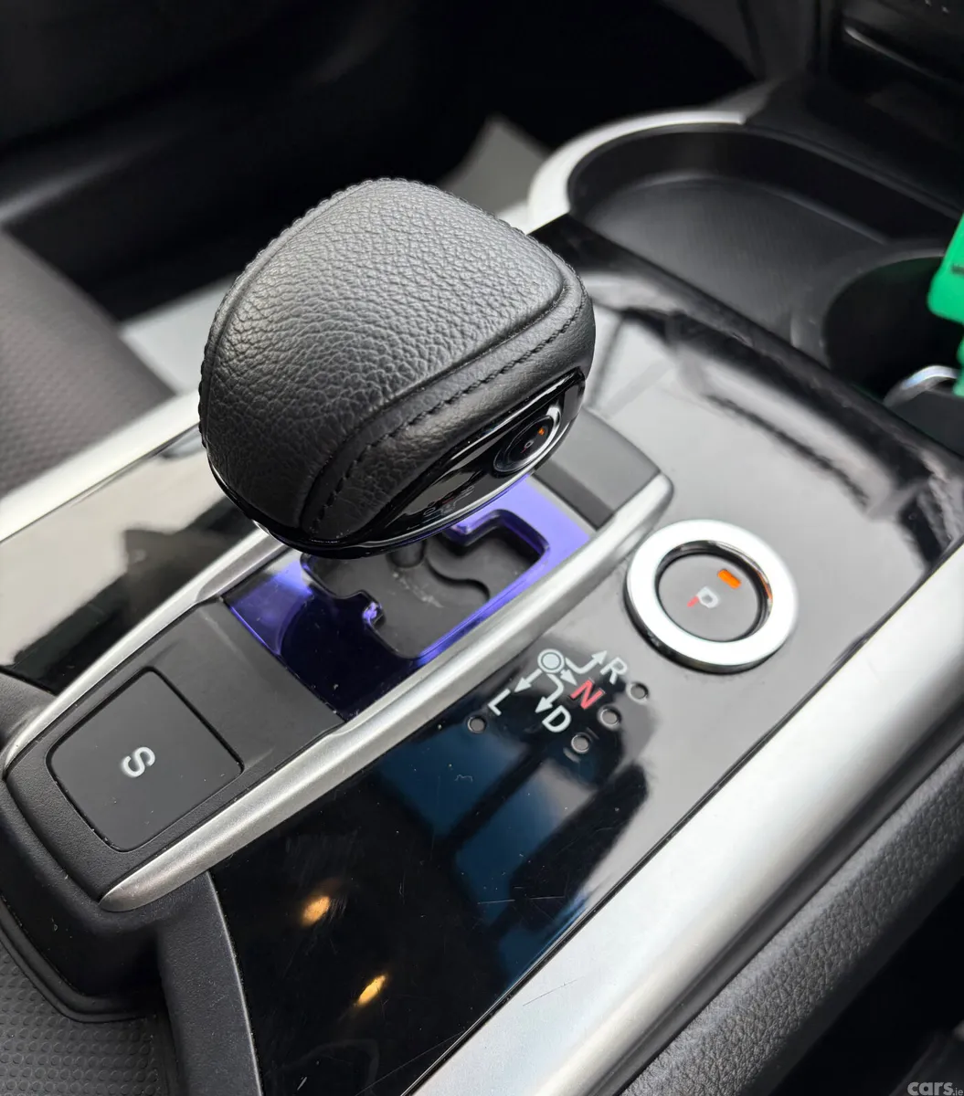 Honda Jade MPV, Petrol Hybrid, 2016, White