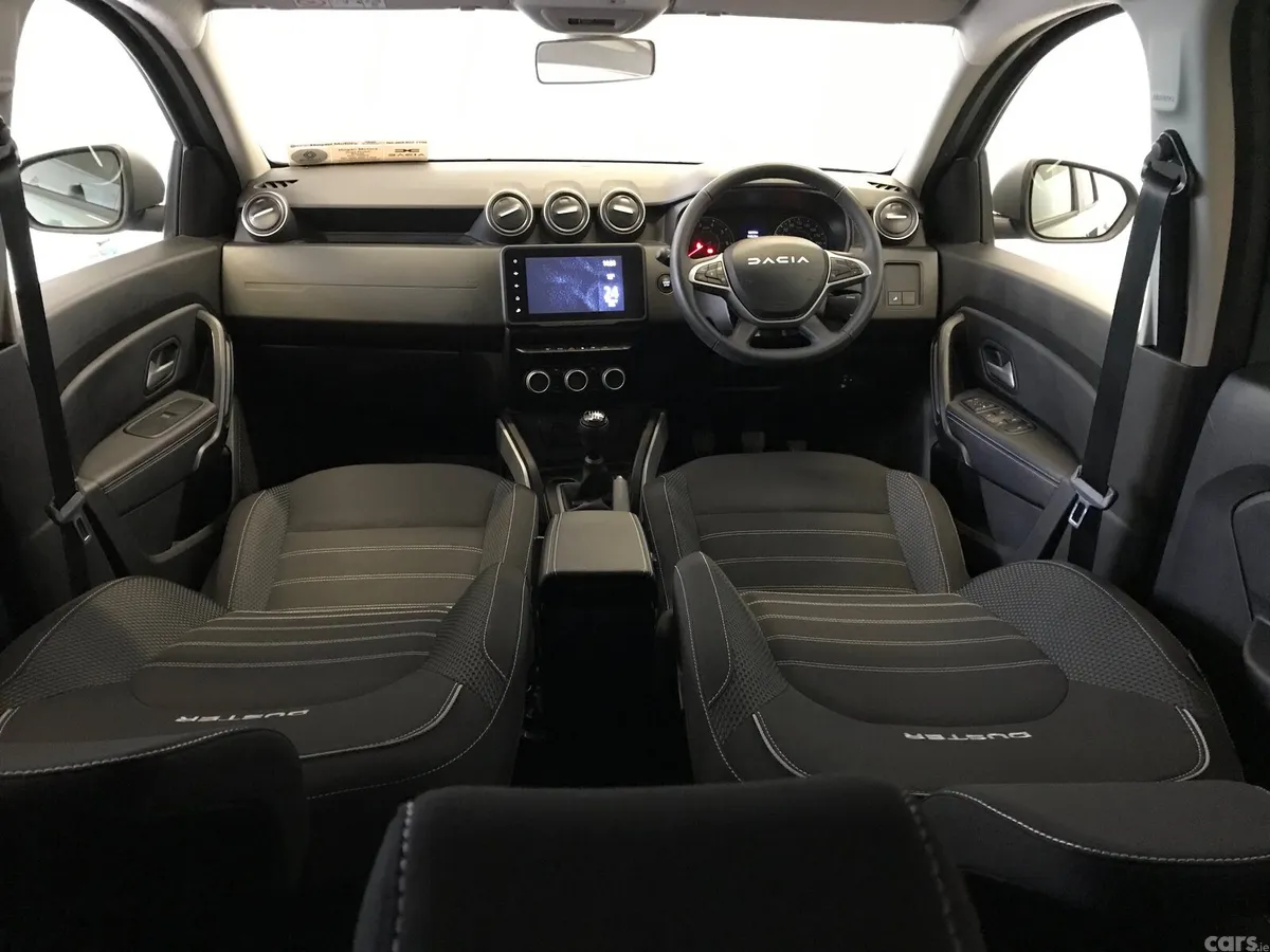 Dacia Duster SUV, Petrol, 2023, Grey