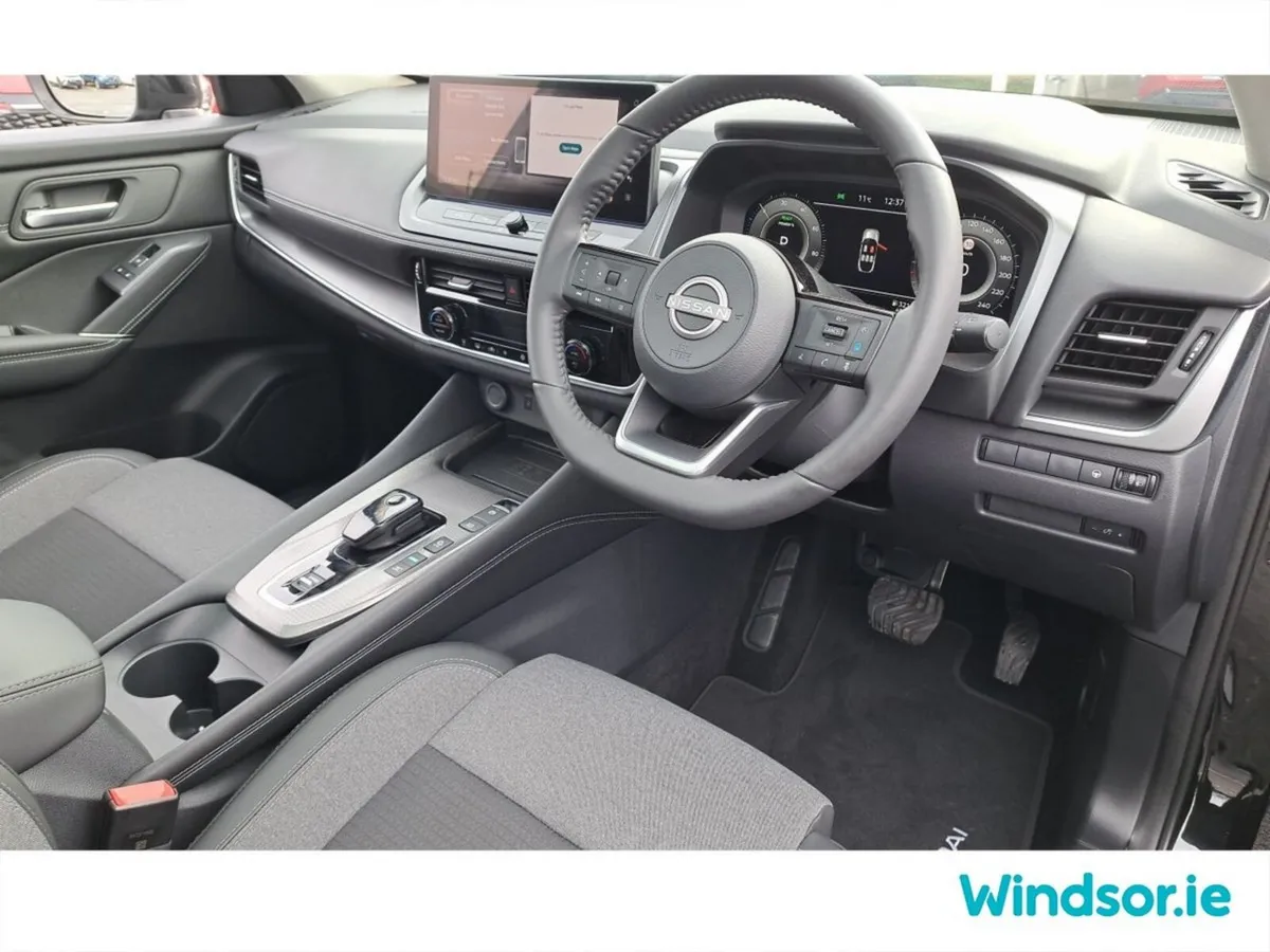 Nissan Qashqai SUV, Petrol Hybrid, 2025, Black