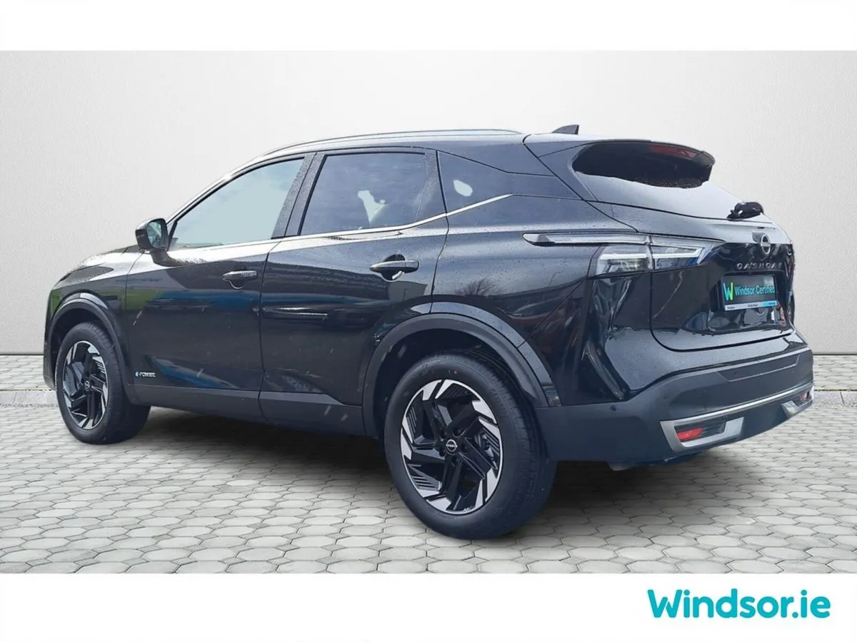 Nissan Qashqai SUV, Petrol Hybrid, 2025, Black