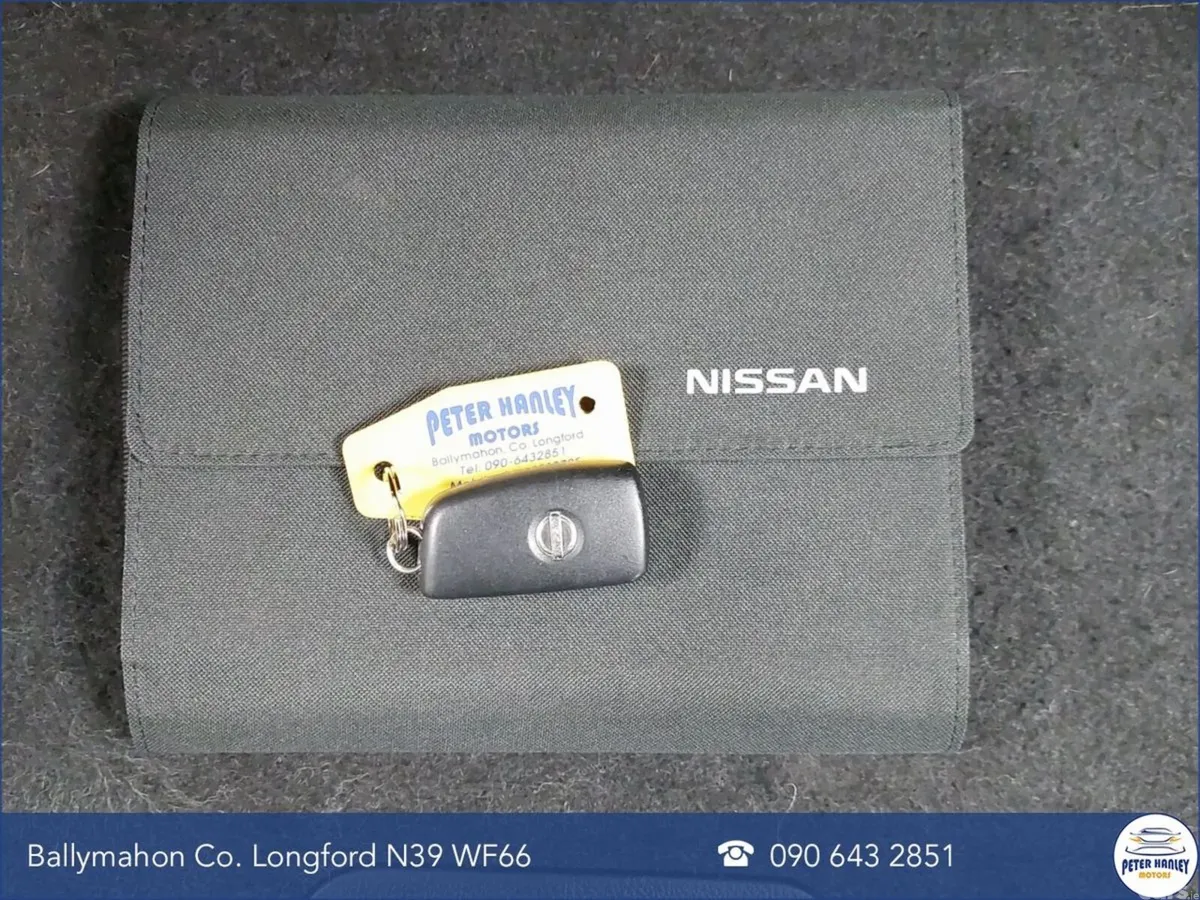 Nissan Qashqai Hatchback, Diesel, 2016, Silver