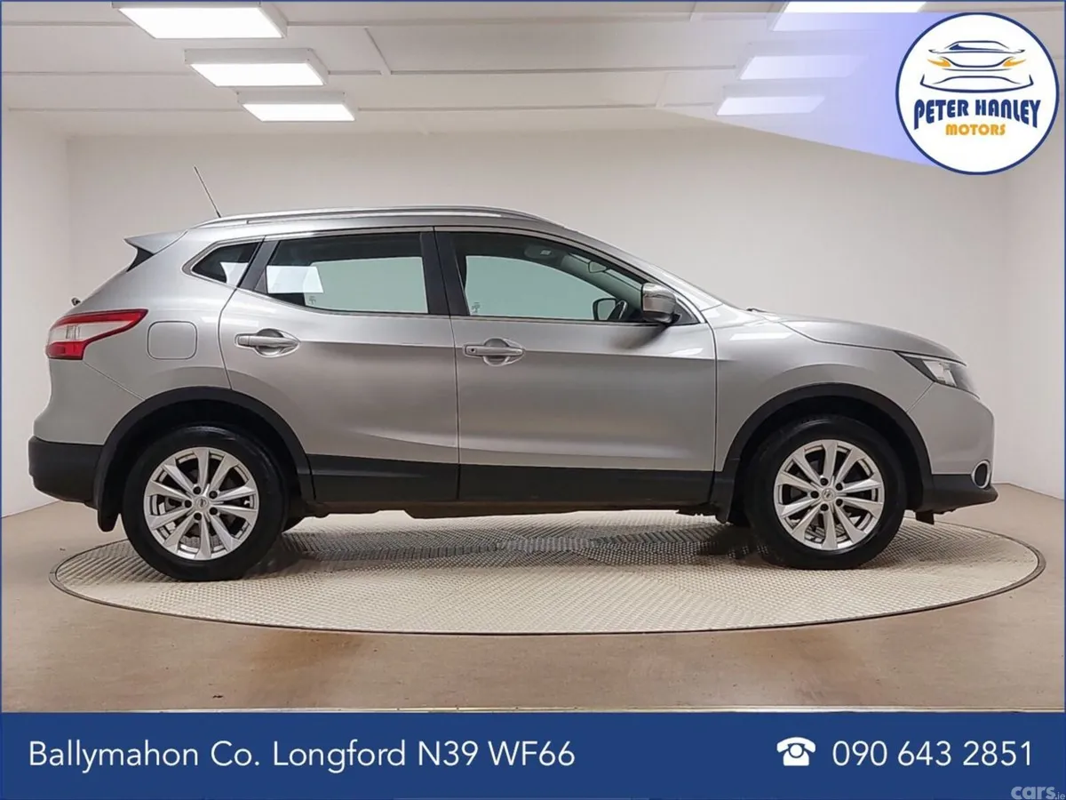 Nissan Qashqai Hatchback, Diesel, 2016, Silver