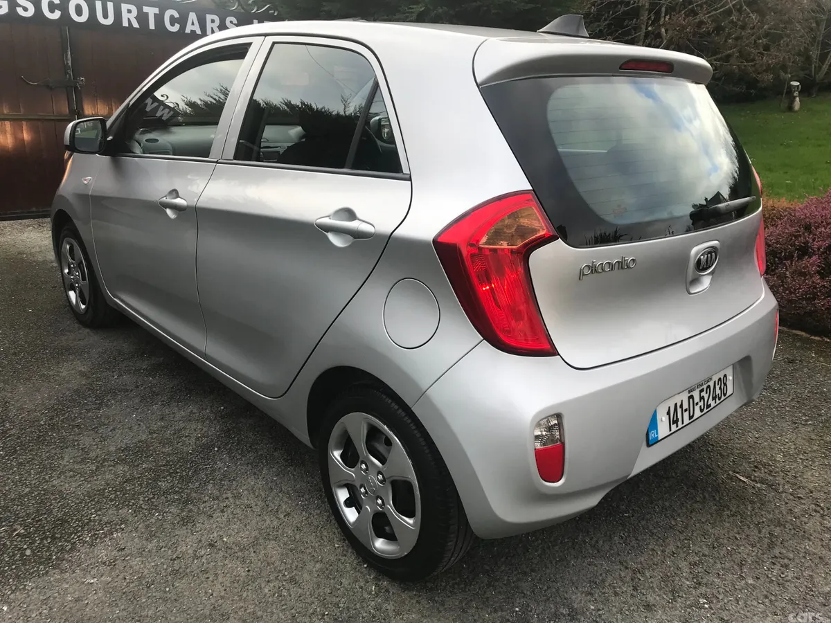 Kia Picanto Hatchback, Petrol, 2014, Silver