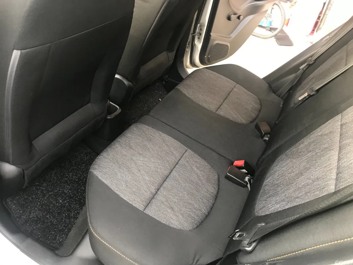 Kia Picanto Hatchback, Petrol, 2014, Silver
