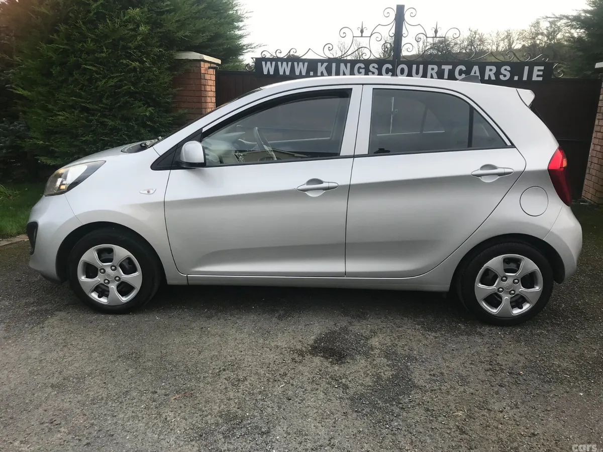 Kia Picanto Hatchback, Petrol, 2014, Silver