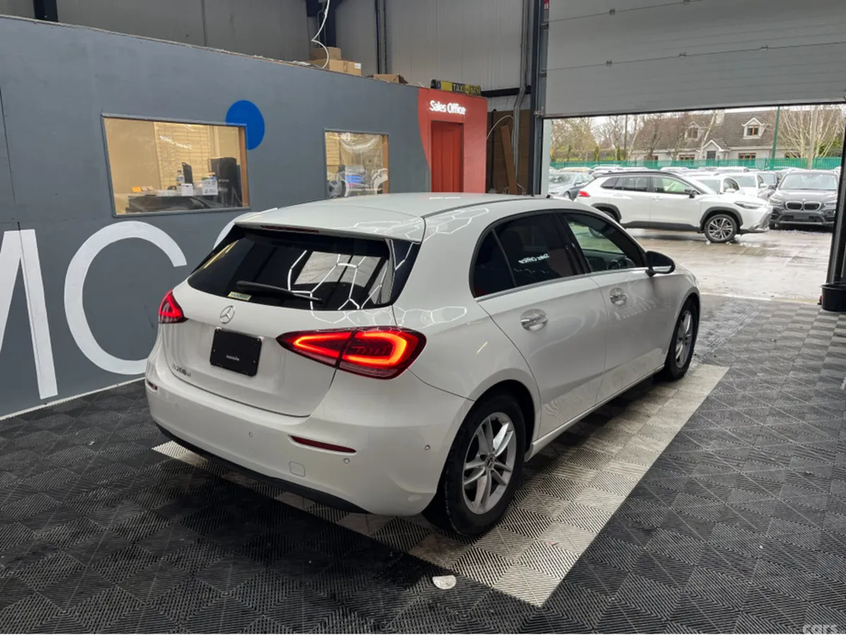 Mercedes-Benz A-Class Hatchback, Diesel, 2019, White