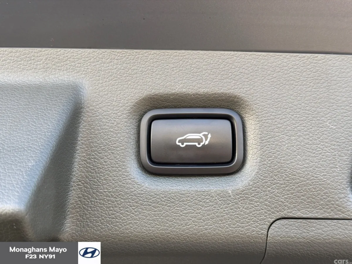 Hyundai Santa Fe SUV, Petrol Plug-in Hybrid, 2023, Grey