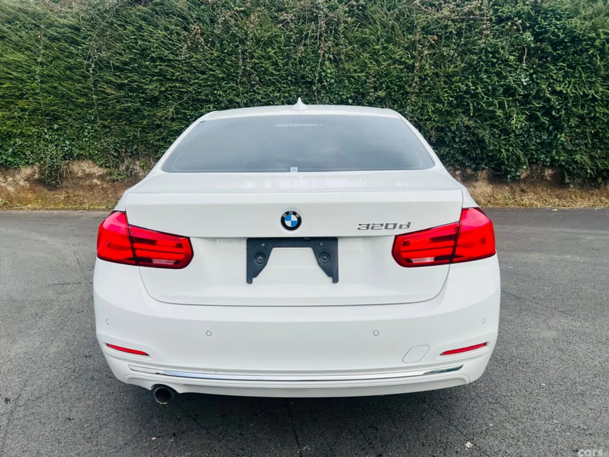 BMW 3-Series Saloon, Diesel, 2017, White