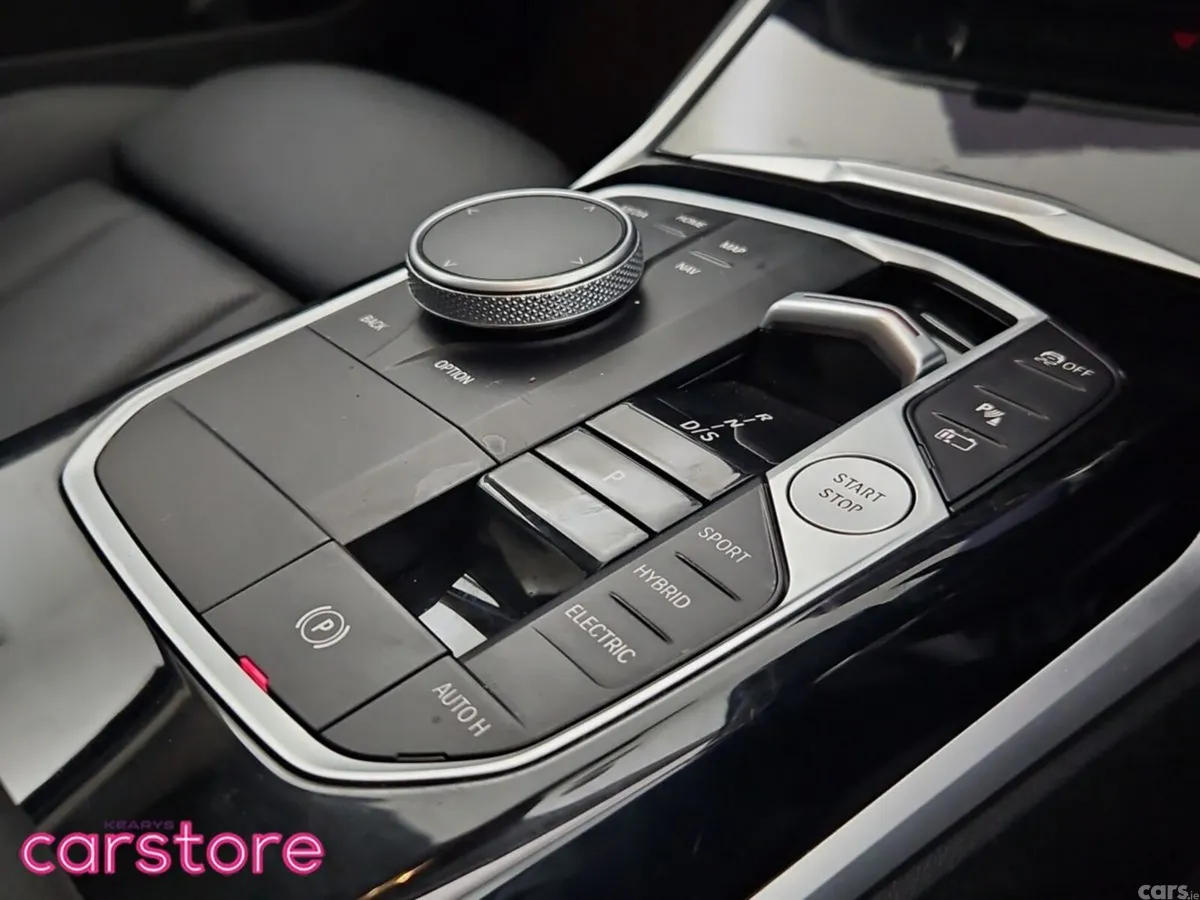 BMW 3-Series Estate, Petrol Plug-in Hybrid, 2023, White