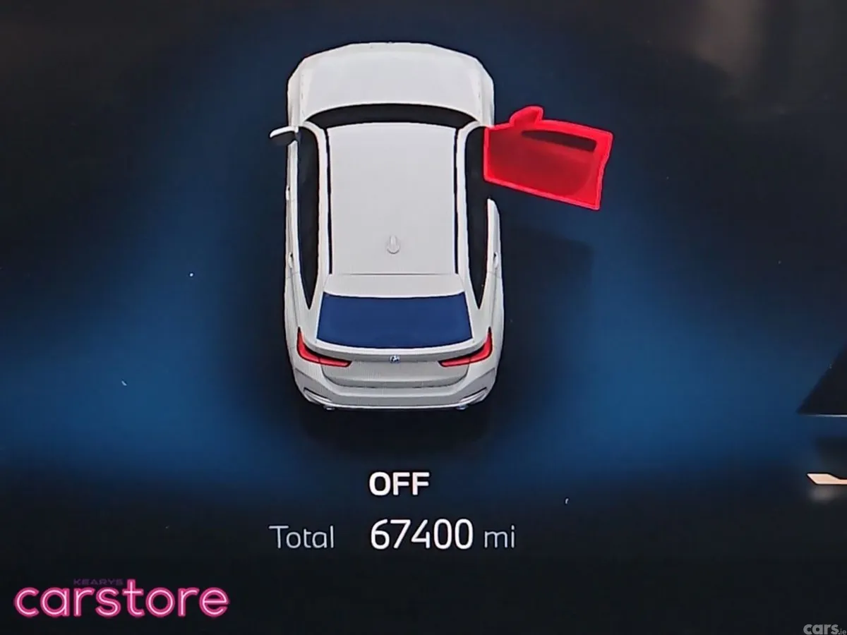 BMW 3-Series Estate, Petrol Plug-in Hybrid, 2023, White