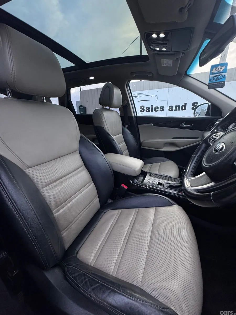 Kia Sorento SUV, Diesel, 2017, White