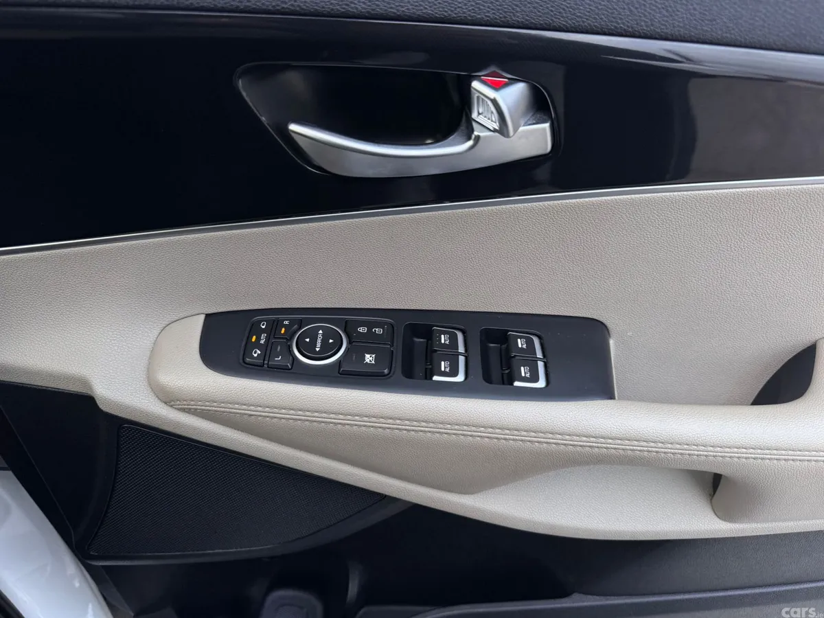 Kia Sorento SUV, Diesel, 2017, White