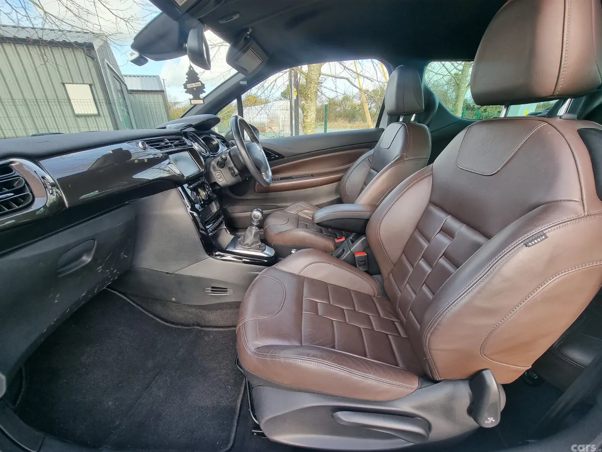 Citroen DS 3 Hatchback, Petrol, 2018, White