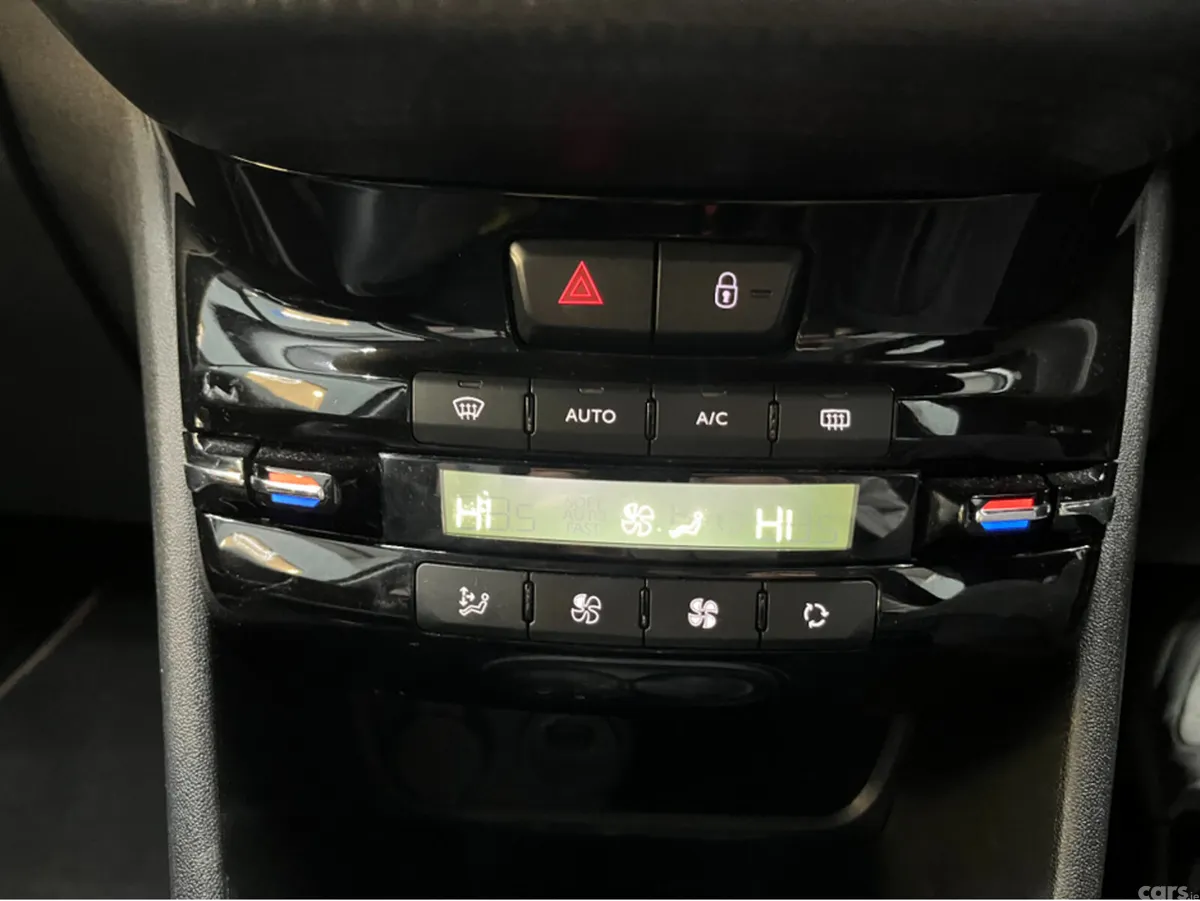Peugeot 2008 SUV, Petrol, 2018, White