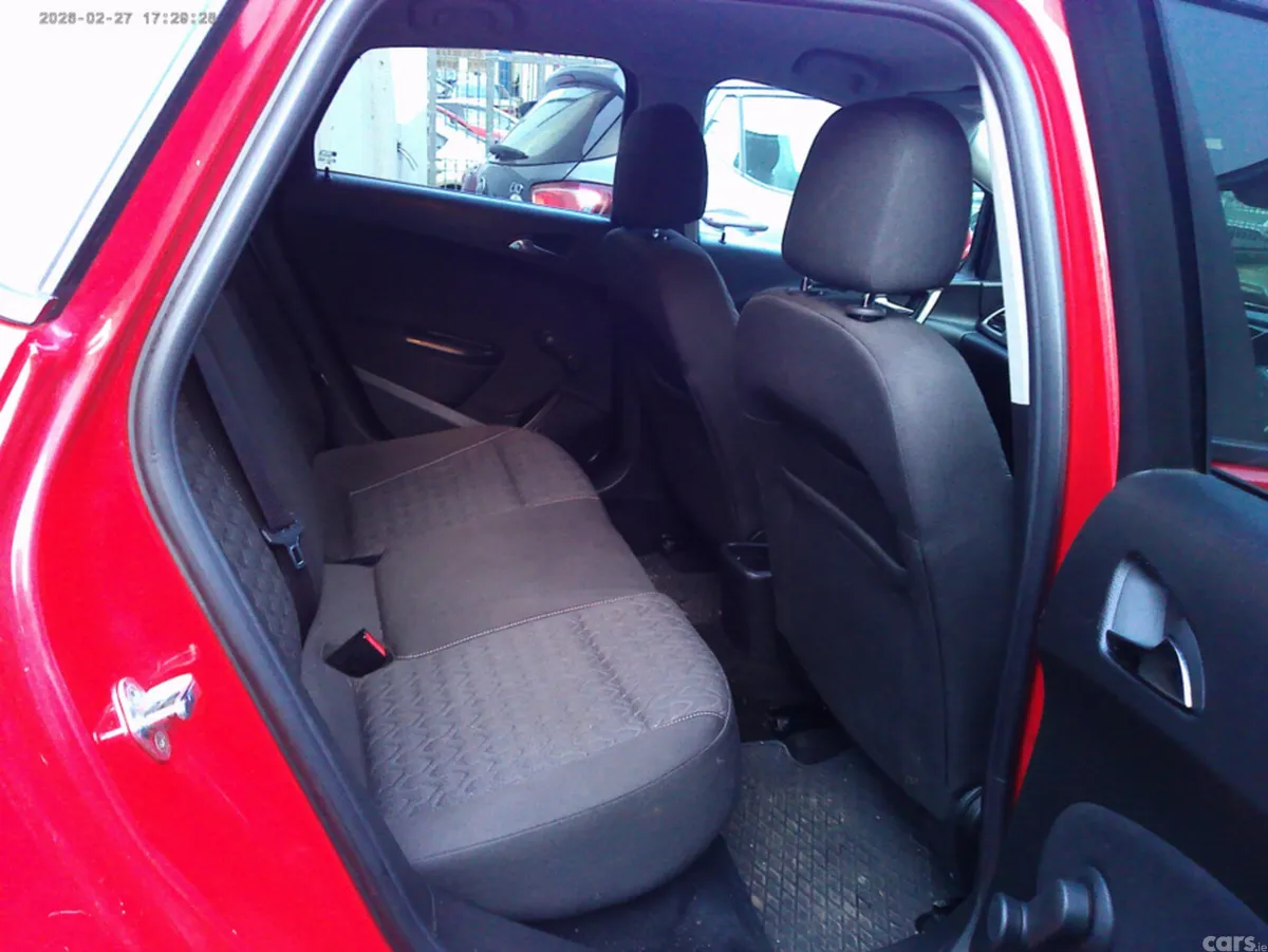 Opel Astra Hatchback, Diesel, 2013, Red
