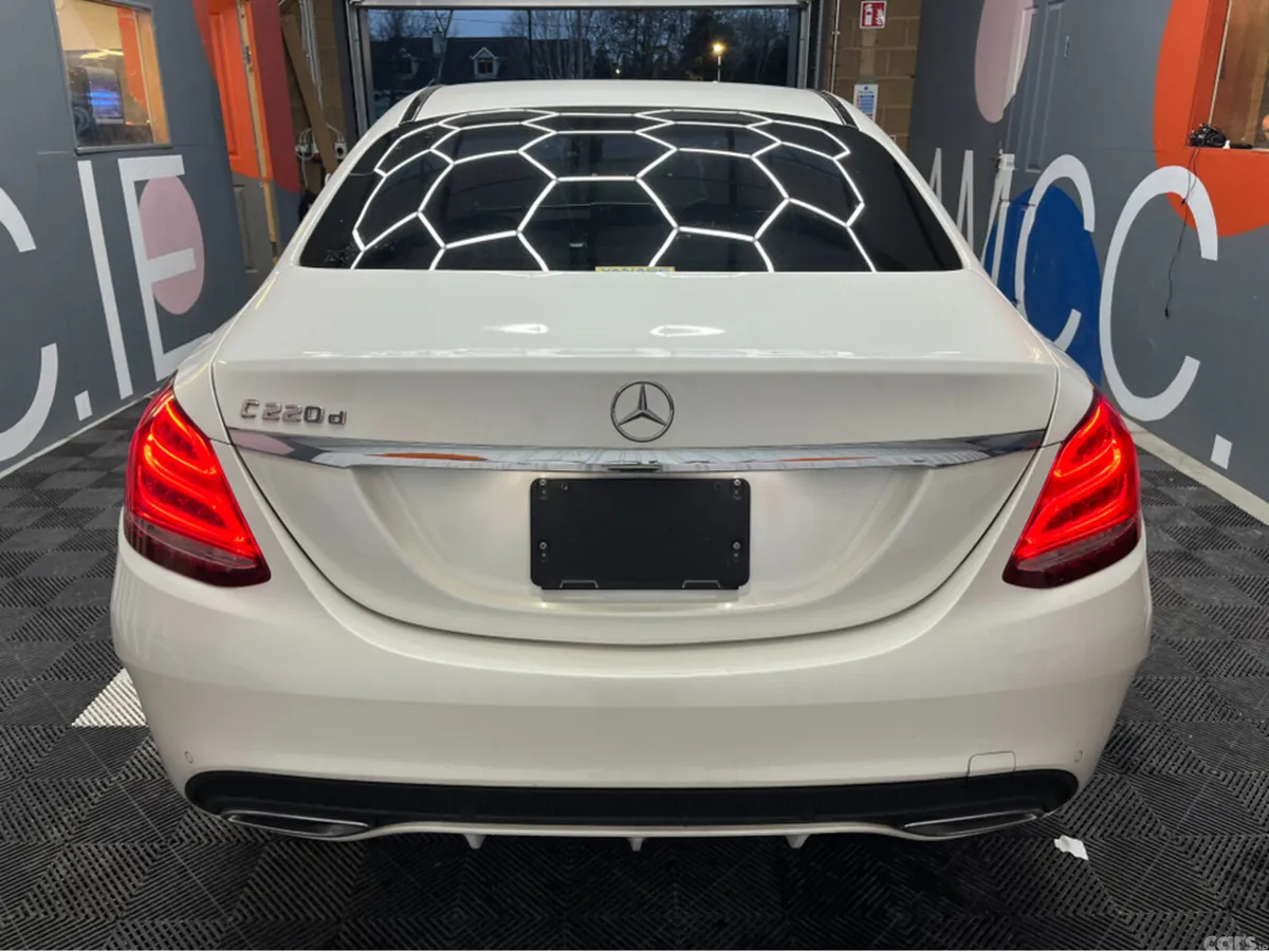 Mercedes-Benz C-Class Hatchback, Diesel, 2018, White