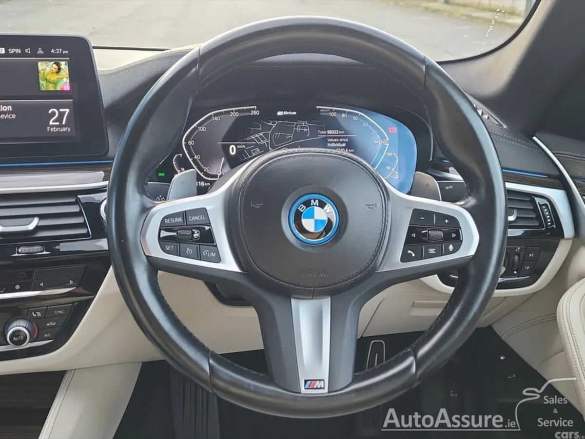 BMW 5-Series Saloon, Petrol Plug-in Hybrid, 2023, Black
