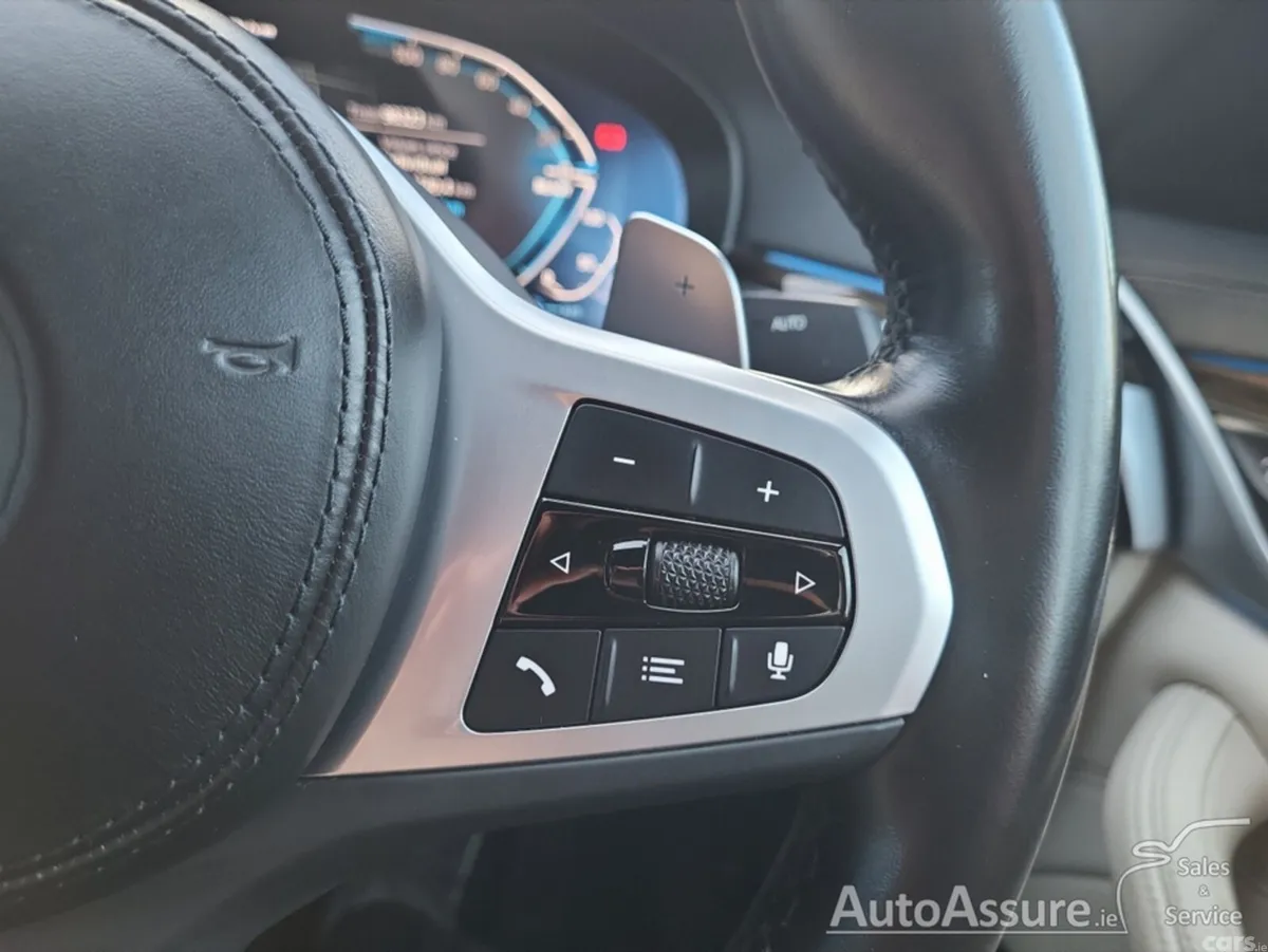 BMW 5-Series Saloon, Petrol Plug-in Hybrid, 2023, Black