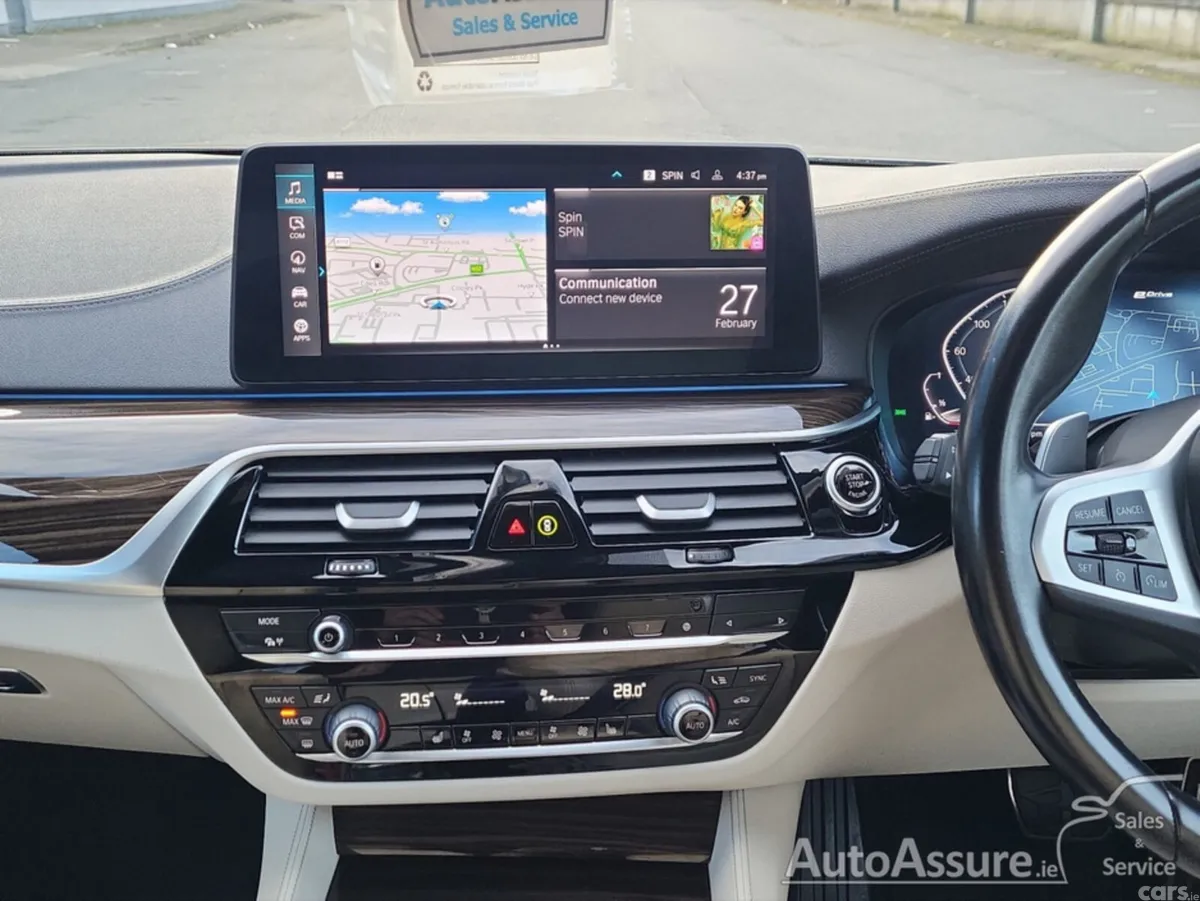 BMW 5-Series Saloon, Petrol Plug-in Hybrid, 2023, Black