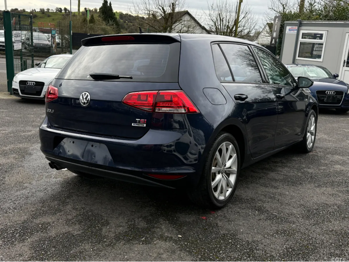 Volkswagen Golf Hatchback, Petrol, 2015, Blue