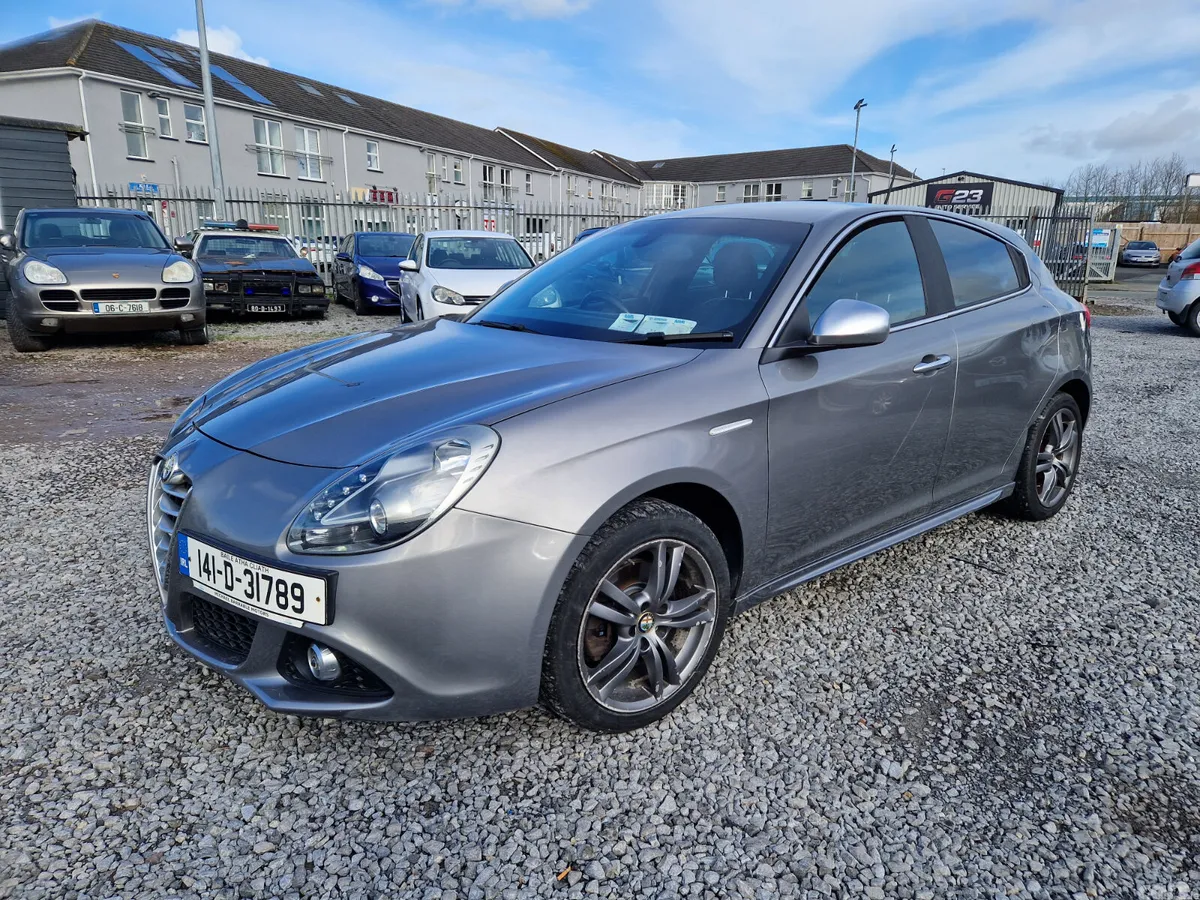 Alfa Romeo Giulietta Hatchback, Diesel, 2014, Grey