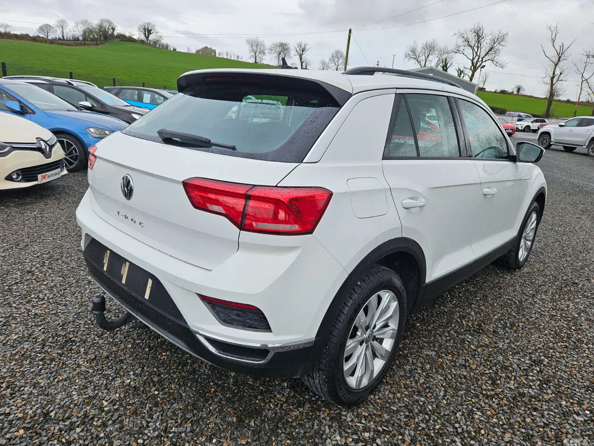 Volkswagen T-Roc SUV, Diesel, 2019, White