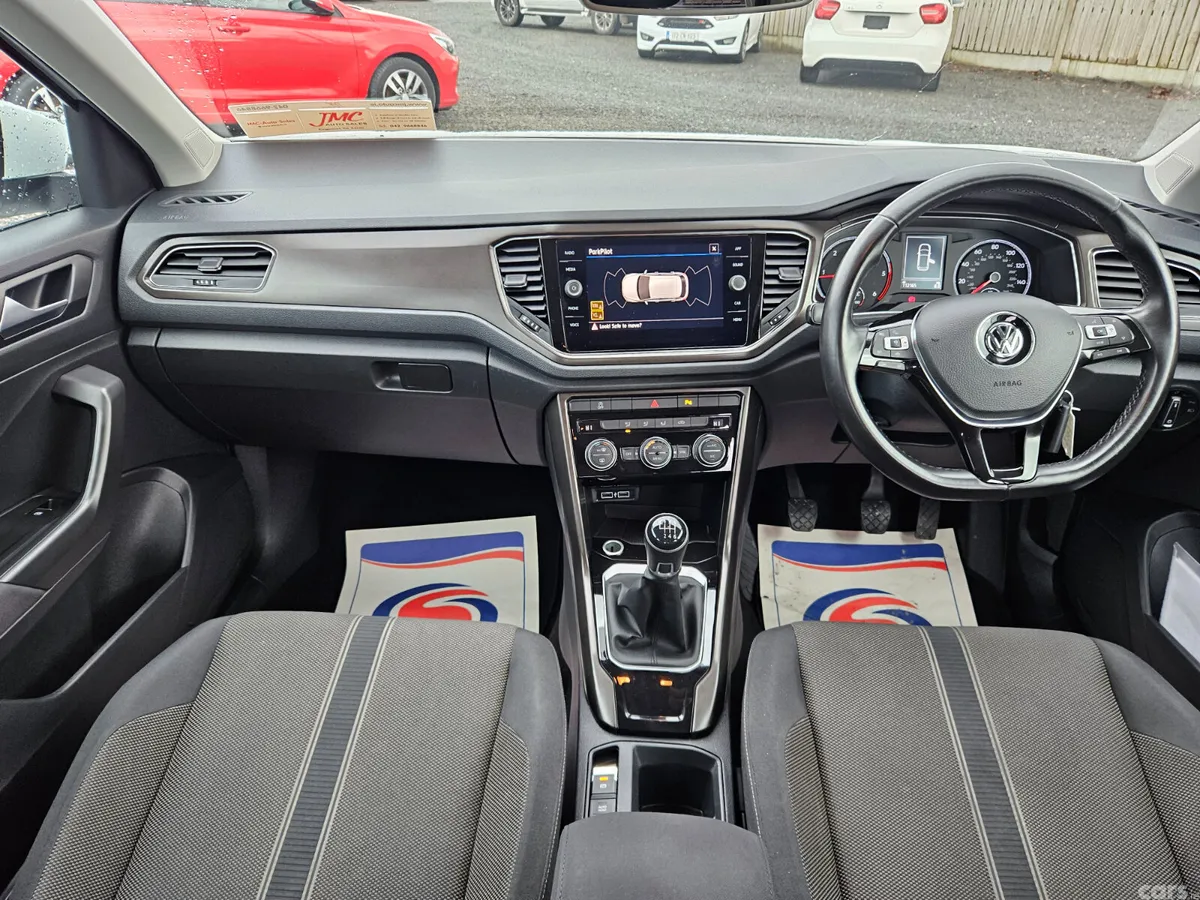 Volkswagen T-Roc SUV, Diesel, 2019, White
