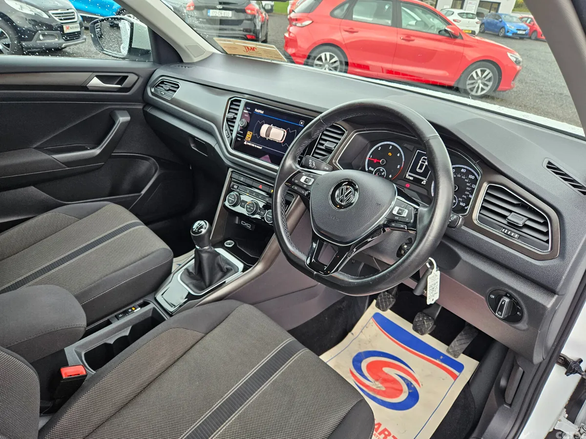 Volkswagen T-Roc SUV, Diesel, 2019, White