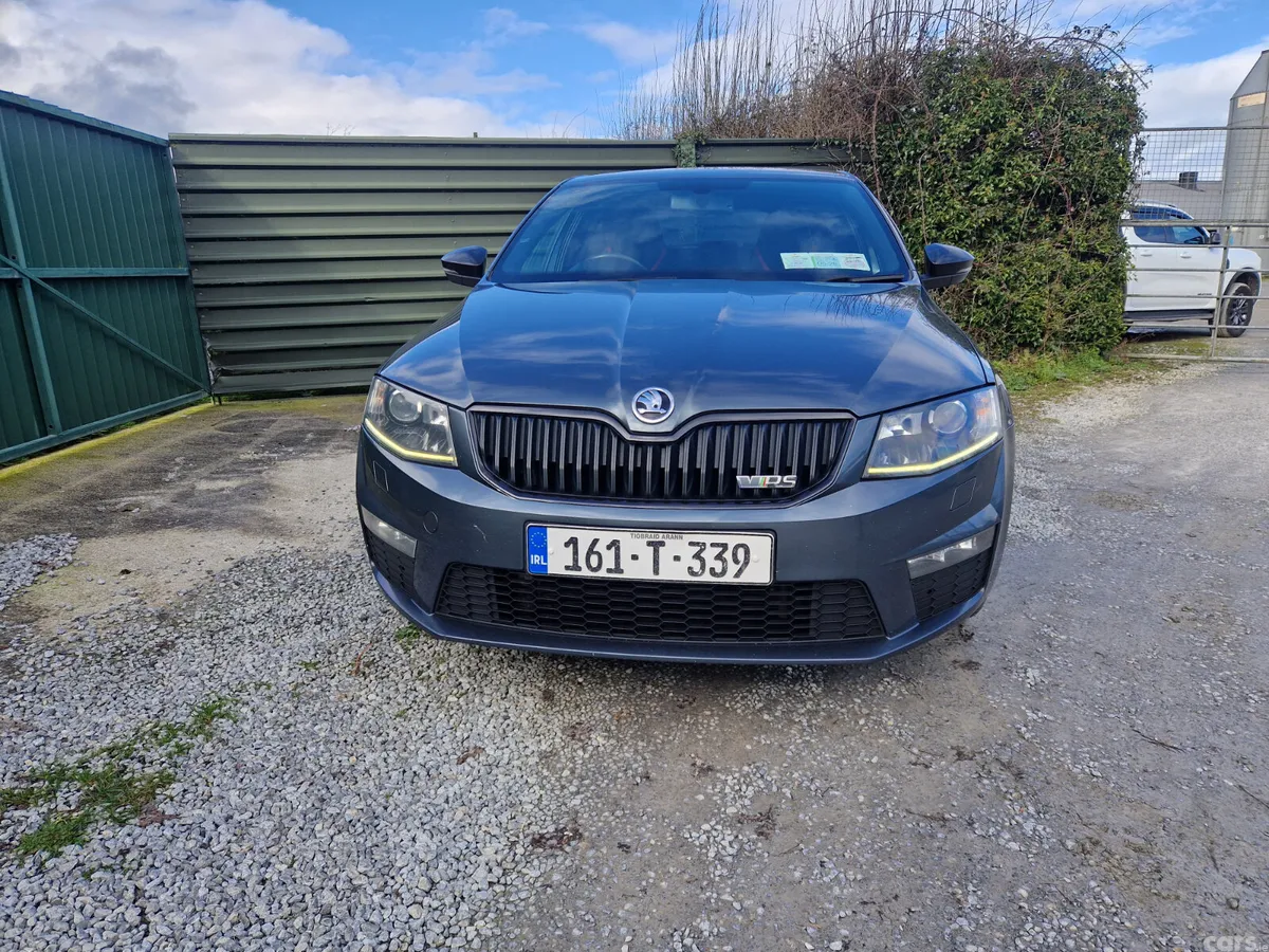 Skoda Octavia Saloon, Diesel, 2016, Grey