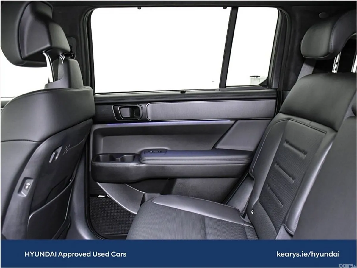 Hyundai Santa Fe SUV, Petrol Plug-in Hybrid, 2025, Black