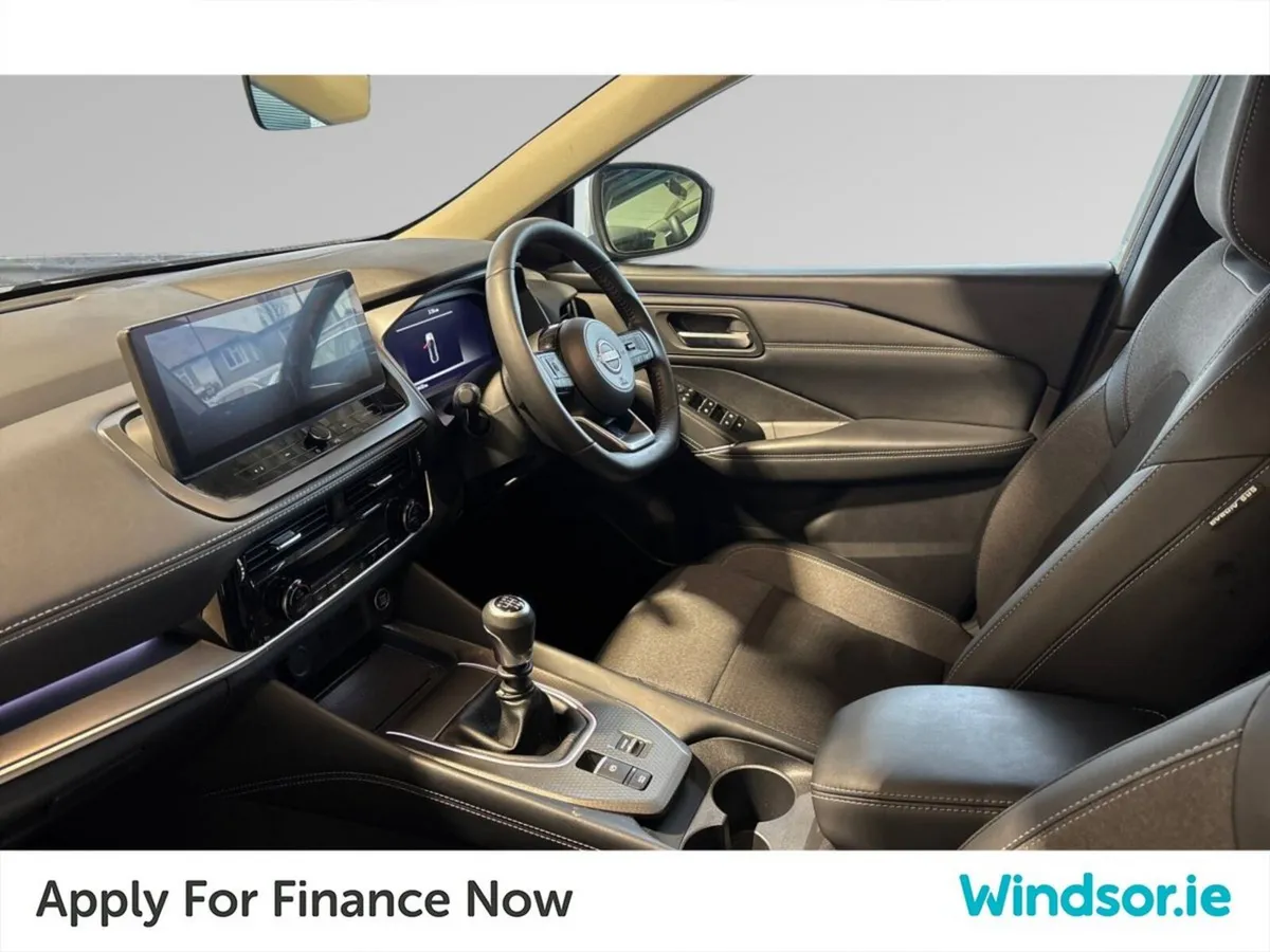 Nissan Qashqai MPV, Petrol, 2025, White
