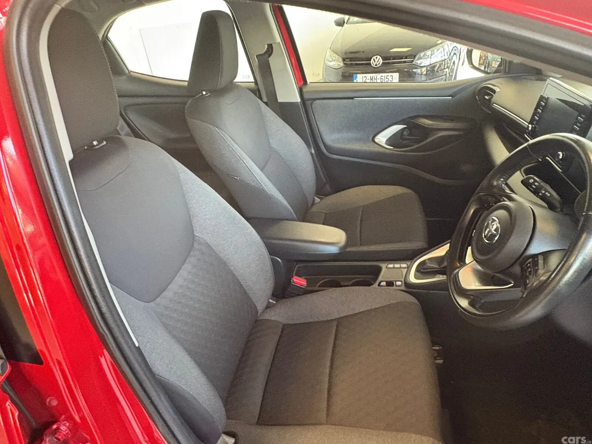 Toyota Yaris Hatchback, Petrol Hybrid, 2022, Red