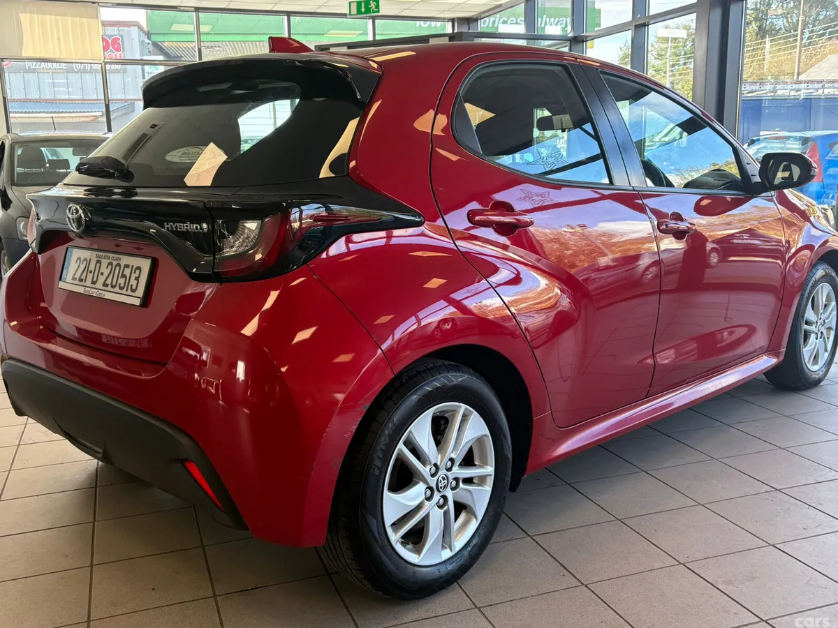 Toyota Yaris Hatchback, Petrol Hybrid, 2022, Red