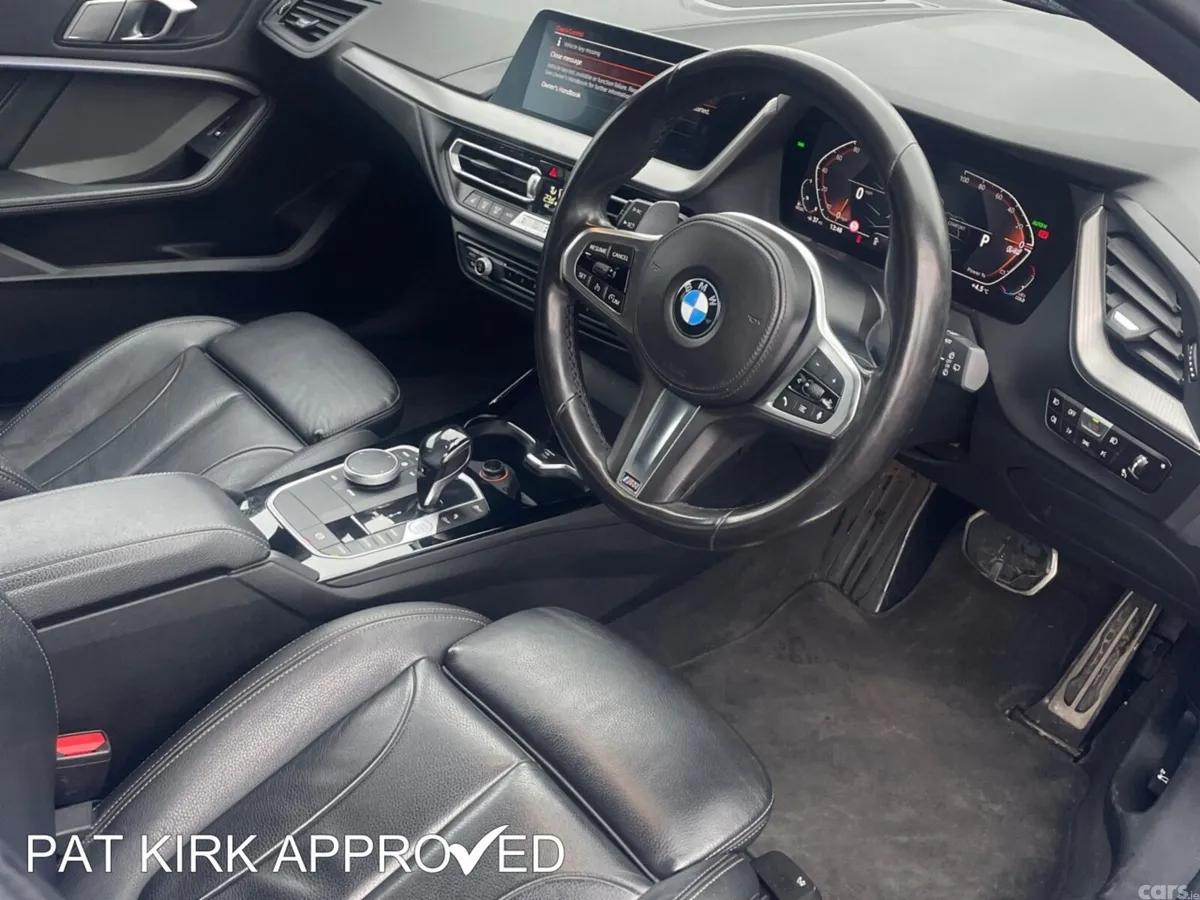 BMW 1-Series Hatchback, Diesel, 2021, Blue